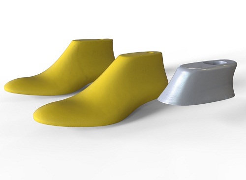 Objetivo do projeto apresentado na Mostra Inova do Senai, é usar apenas uma forma para botas e sapatos (Foto: Divulgação)